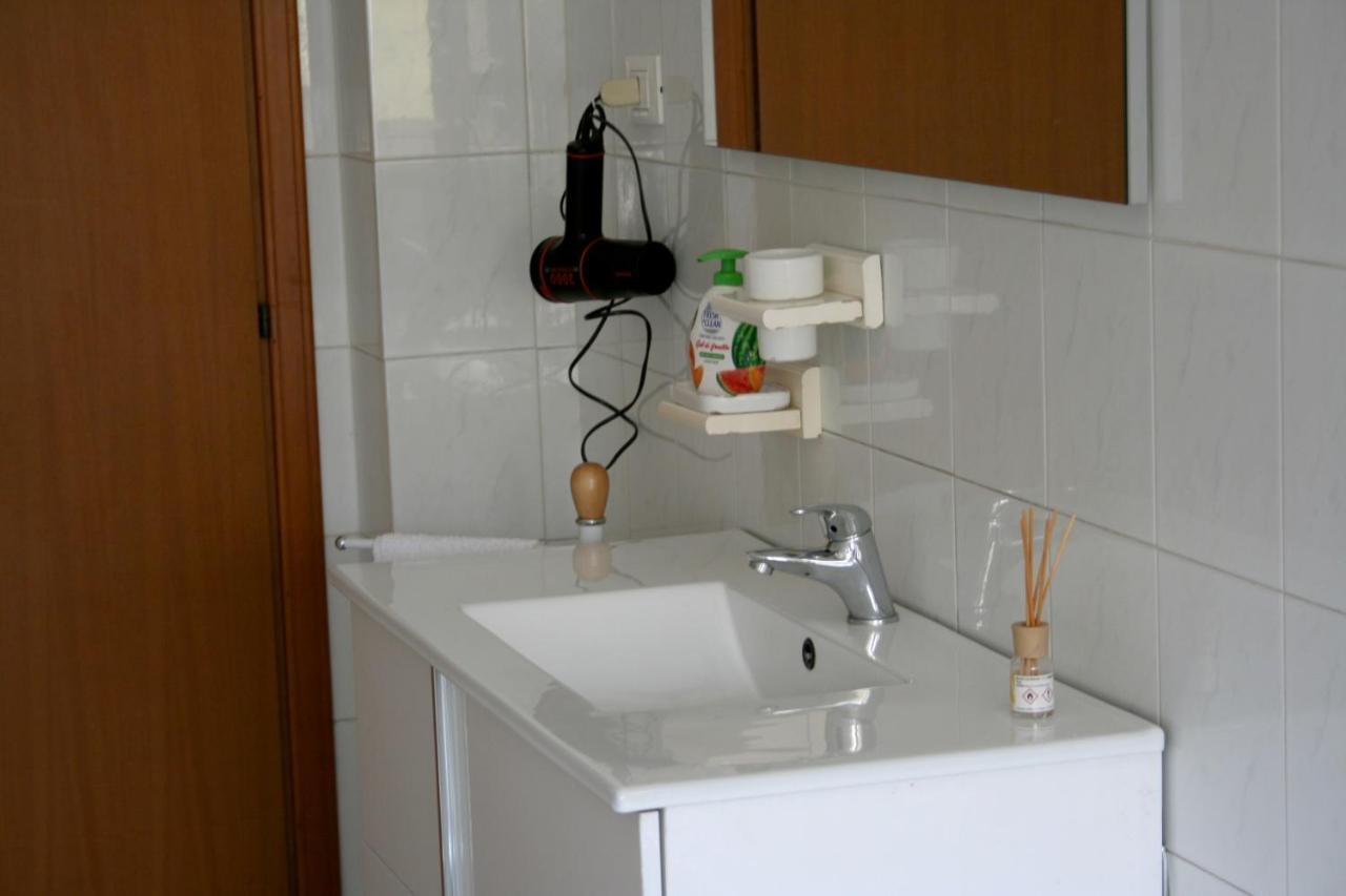 2 Bedrooms Appartement At Pescara 300 M Away From The Beach With Balcony And Wifi Extérieur photo