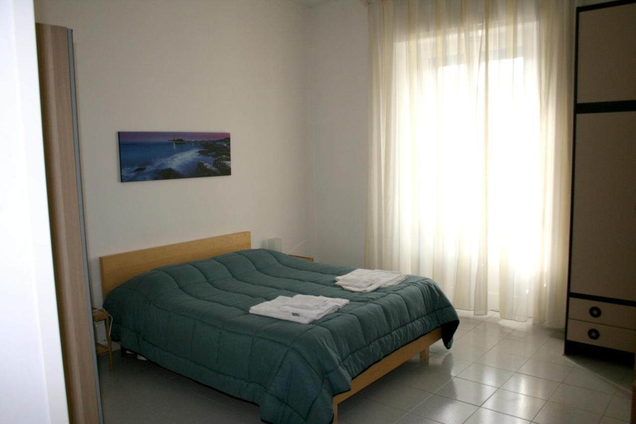 2 Bedrooms Appartement At Pescara 300 M Away From The Beach With Balcony And Wifi Extérieur photo