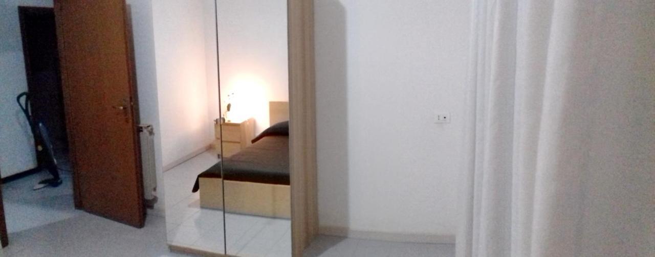 2 Bedrooms Appartement At Pescara 300 M Away From The Beach With Balcony And Wifi Extérieur photo