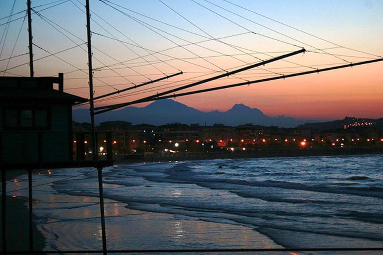 2 Bedrooms Appartement At Pescara 300 M Away From The Beach With Balcony And Wifi Extérieur photo