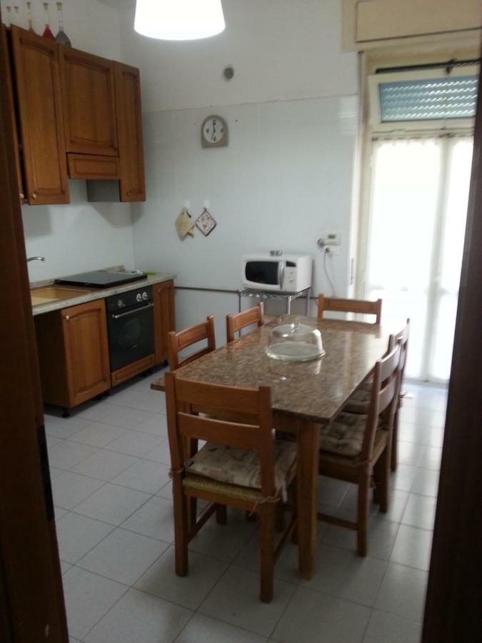 2 Bedrooms Appartement At Pescara 300 M Away From The Beach With Balcony And Wifi Extérieur photo